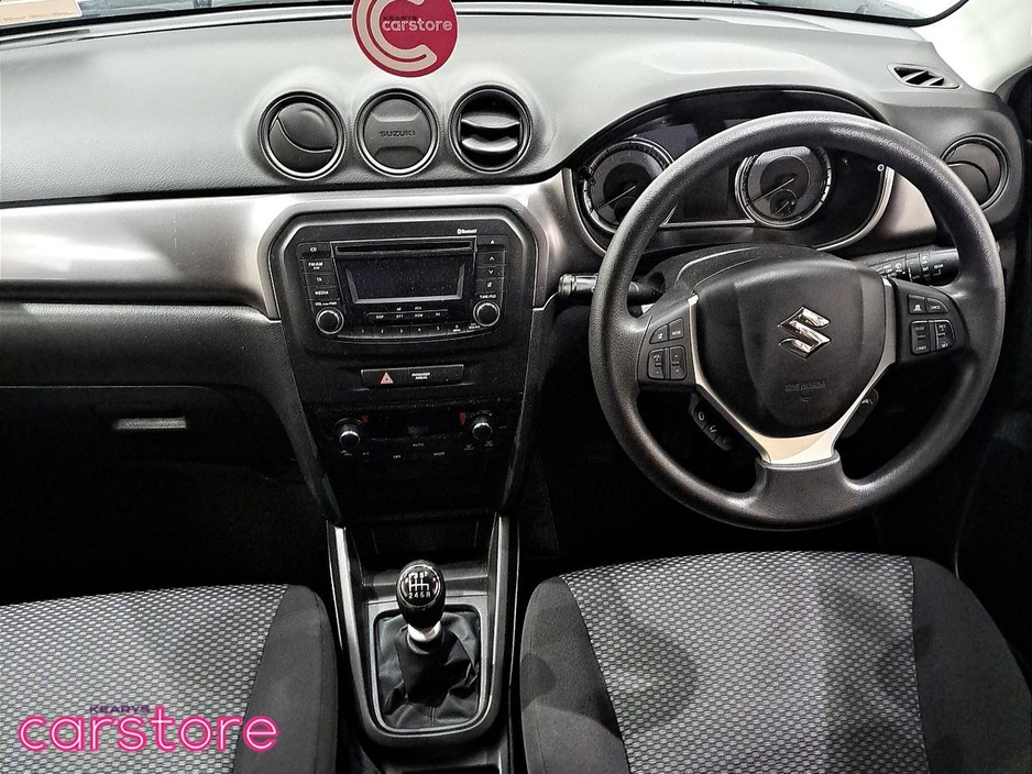 2023 Suzuki Vitara - image 11