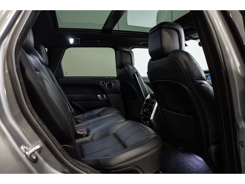 2020 Land Rover Range Rover Sport - image 12