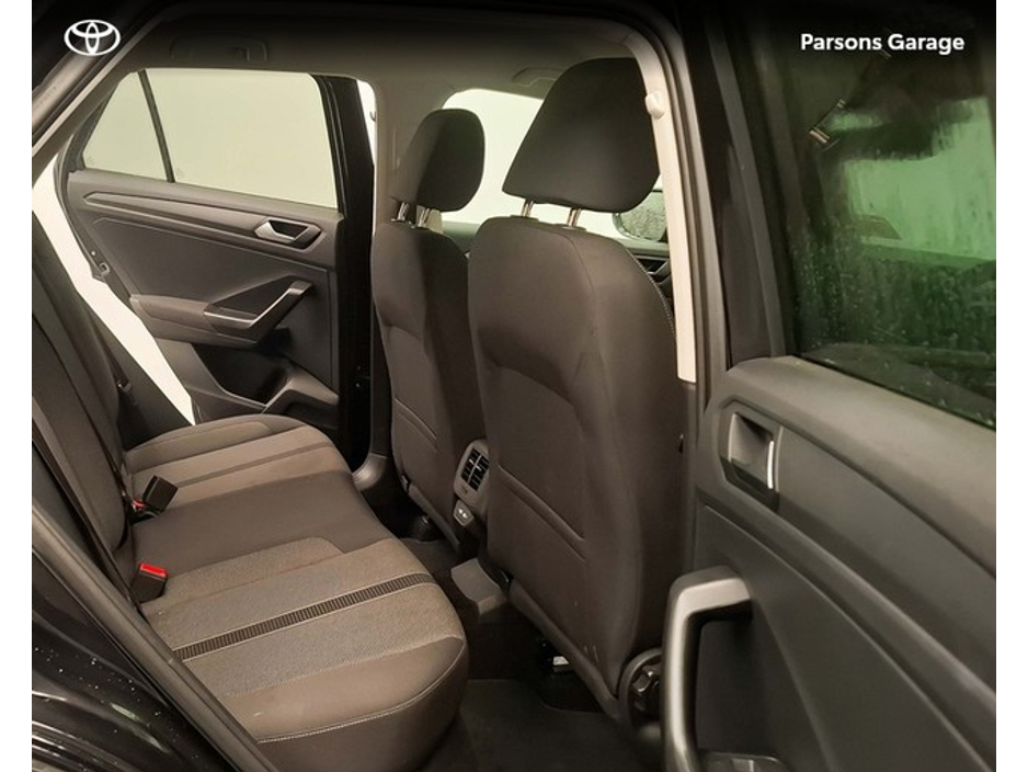 2022 Volkswagen T-Roc LIFE 2.0 TDI MANUAL 6SPEED FWD 116HP 5 5DR €29,995