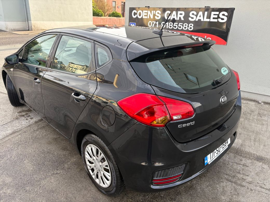 2017 Kia Ceed - image 5