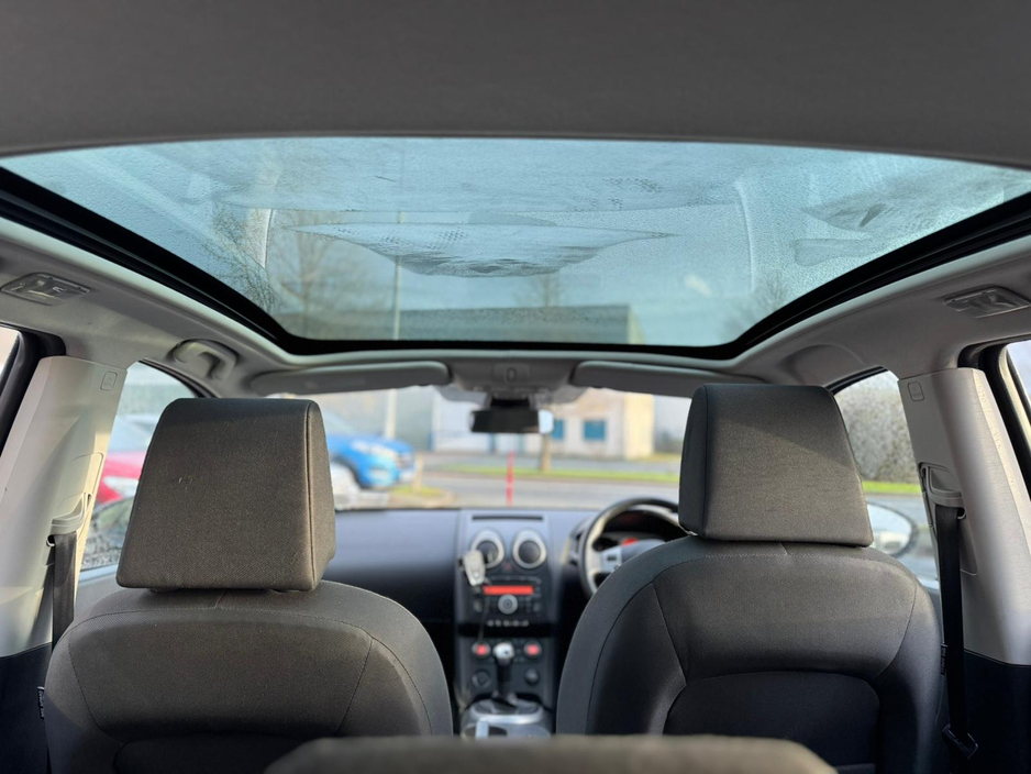 2010 Nissan Qashqai 1.6 TOP SPEC LOW KMS €3,499