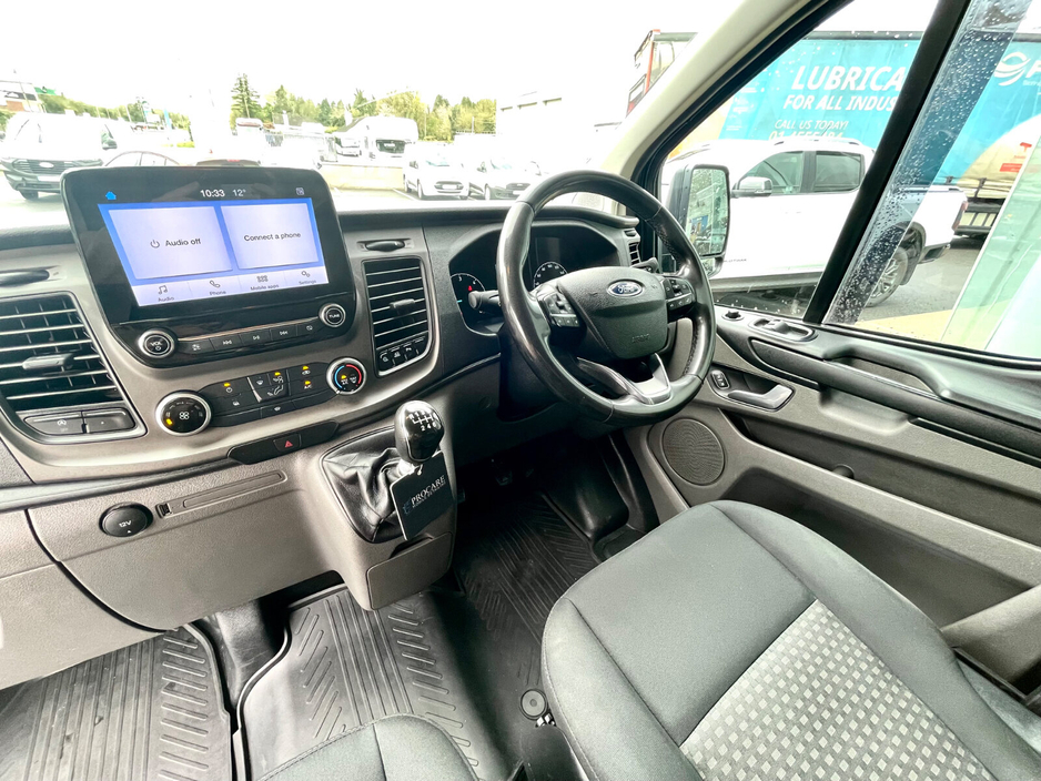 2023 Ford Transit Custom - image 12