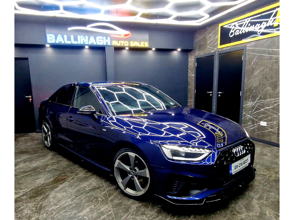 2021 Audi A4 - image 3