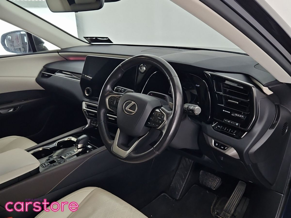 2023 Lexus RX 450 h - image 9