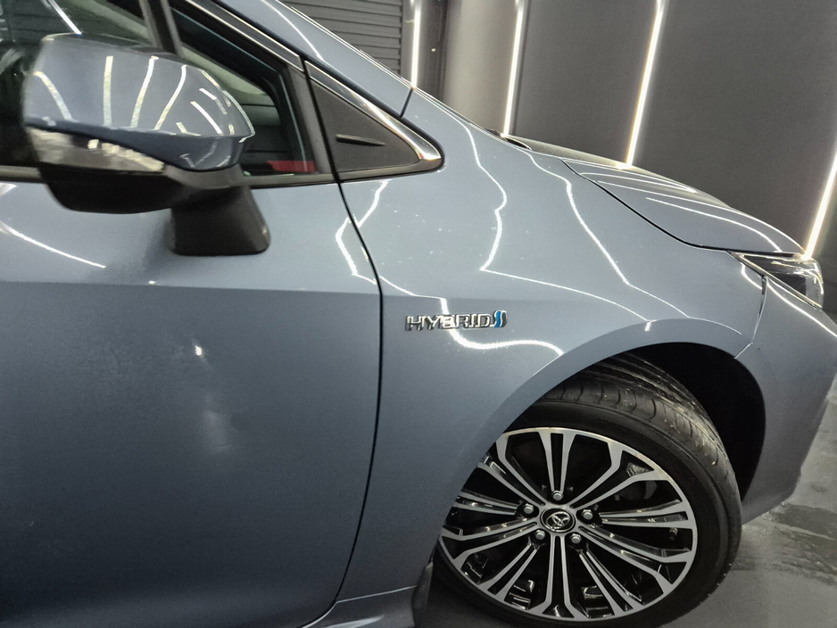 2019 Toyota Corolla - image 4