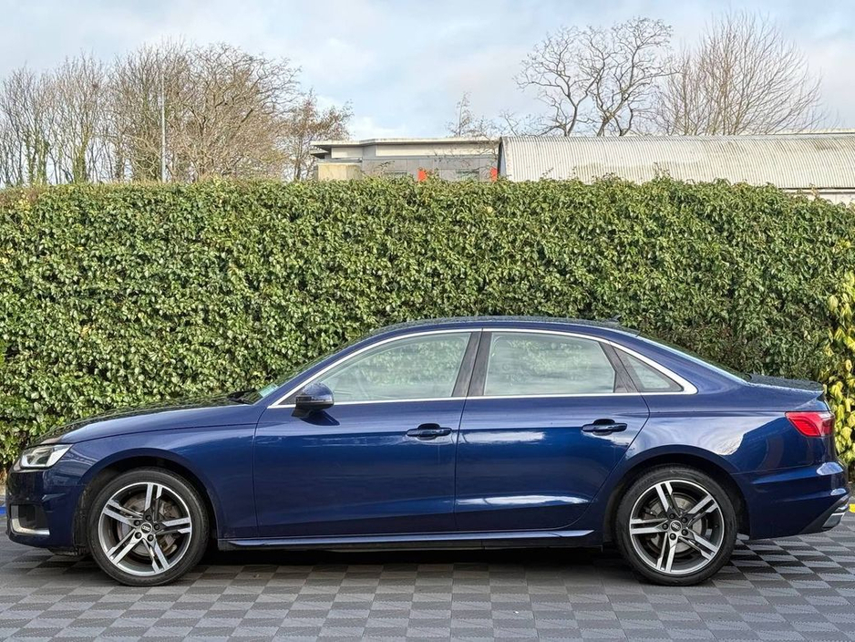 2021 Audi A4 2.0 TDI 30 // DIAMOND CUT ALLOYS // LEATHER HEATED SEATS // APPLE CARPLAY/ANDROID AUTO €27,900