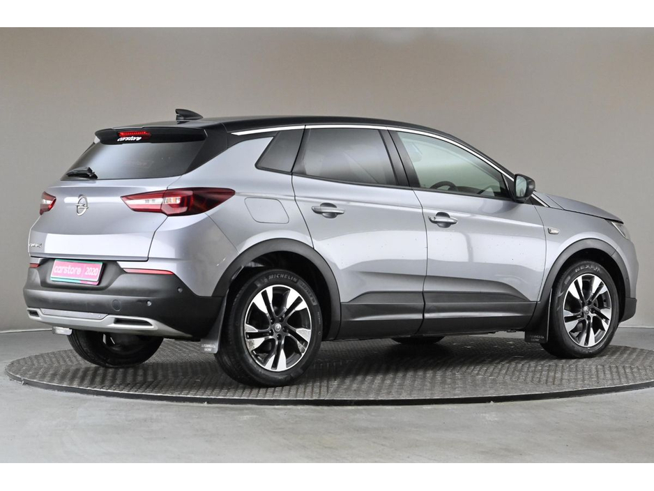 2020 Opel Grandland X - image 10