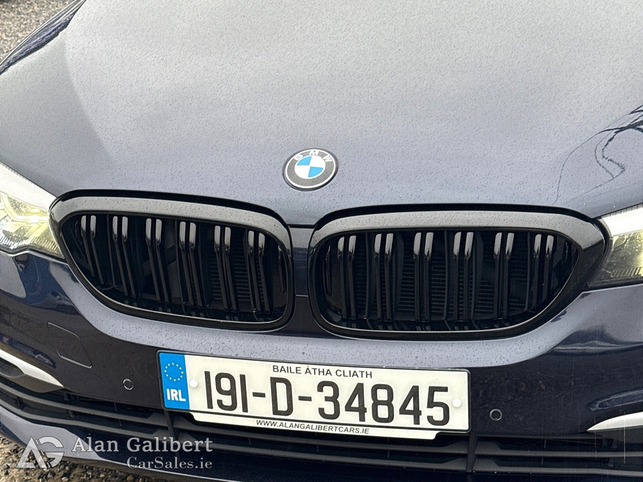 2019 BMW 5 Series 520 D AUTO SE Full Leather €21,995