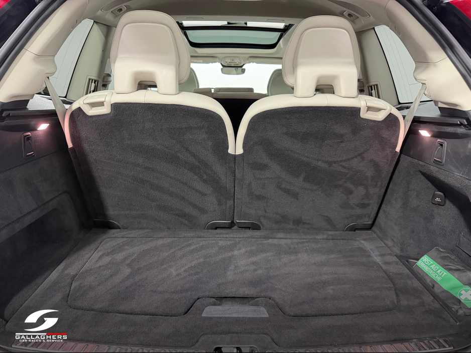 2023 Volvo XC90 - image 24