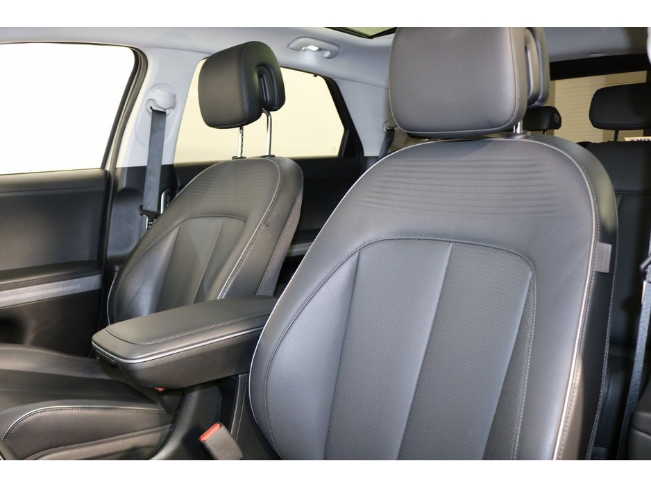 2024 Hyundai Ioniq 5 - image 12