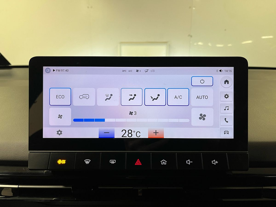 2024 MG 4 - image 15