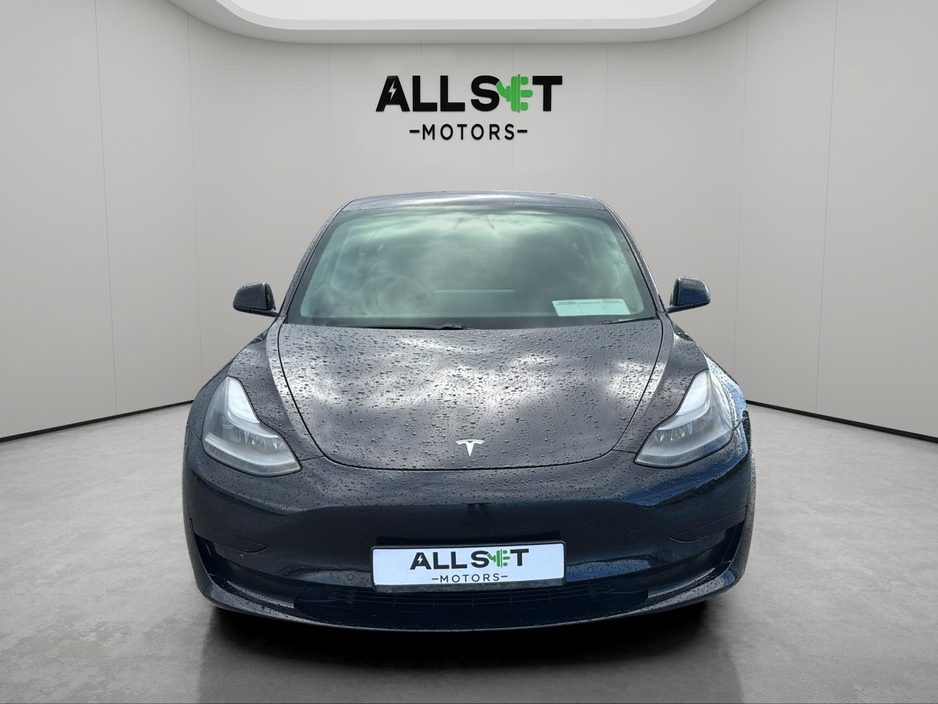 2021 Tesla Model 3 - image 4
