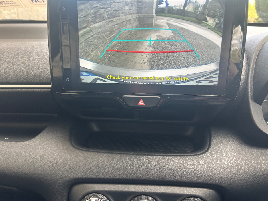 2024 Toyota Yaris - image 11