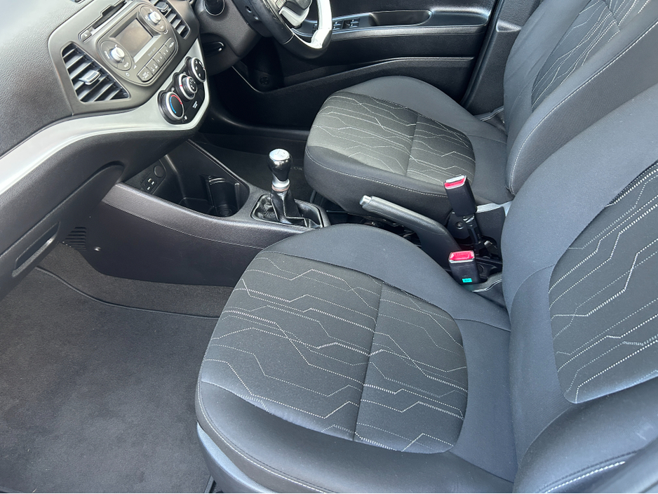 2016 Kia Picanto 1.0 ///ONLY 44000KLMS////I IRISH OWNER FROM NEW WITH FULL SERVICE HISTORY///TOP OF THE RANGE MODEL///NCT AND LOW TAX ///2 ORIGINAL REMOTE KEYS//LOVELY CAR €7,999