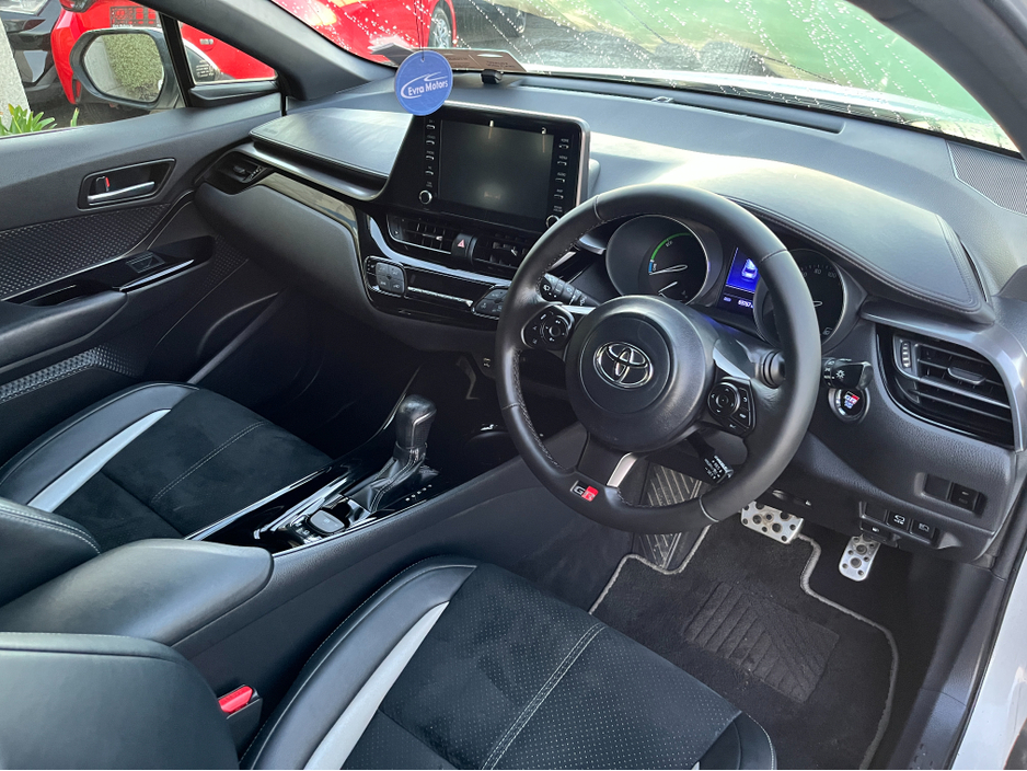 2020 Toyota C-HR GR AUTOMATIC HYBRID 1.8 PETROL //HIGH SPEC//REVERSE CAMERA//ADAPTIVE CRUISE CONTROL//HEATED SEATS// €24,950