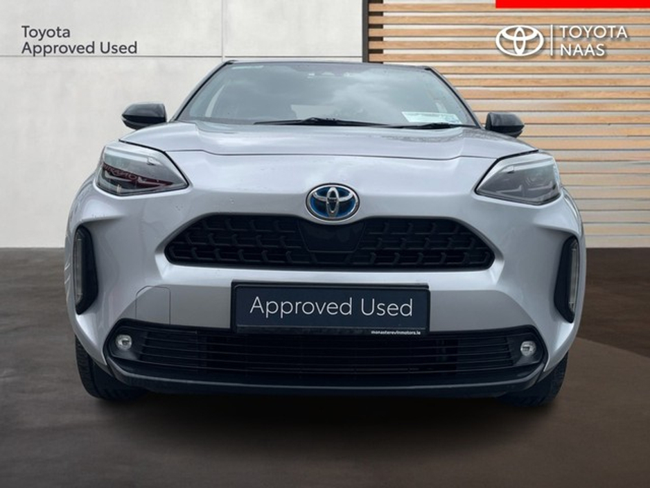 2022 Toyota Yaris Cross - image 5