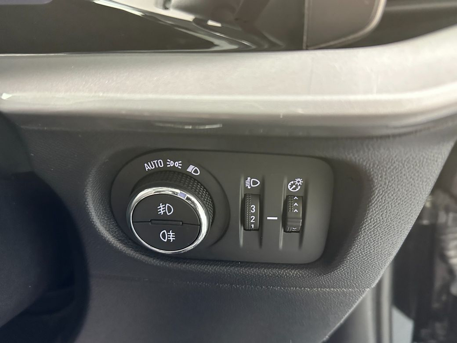 2023 Opel Mokka Elite 1.5 Diesel €21,500