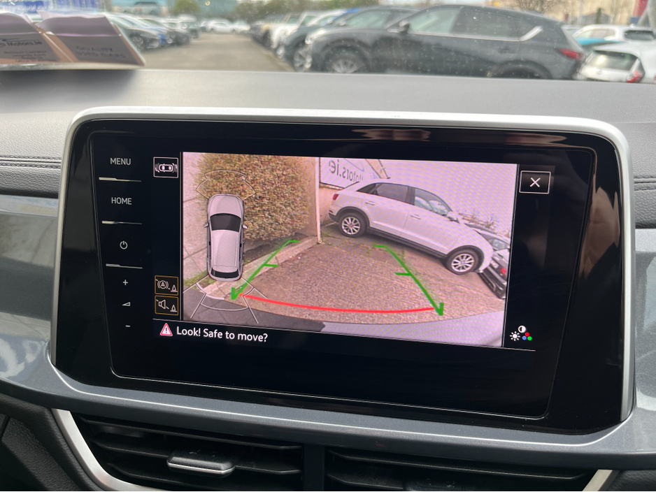 2023 Volkswagen T-Roc - image 20