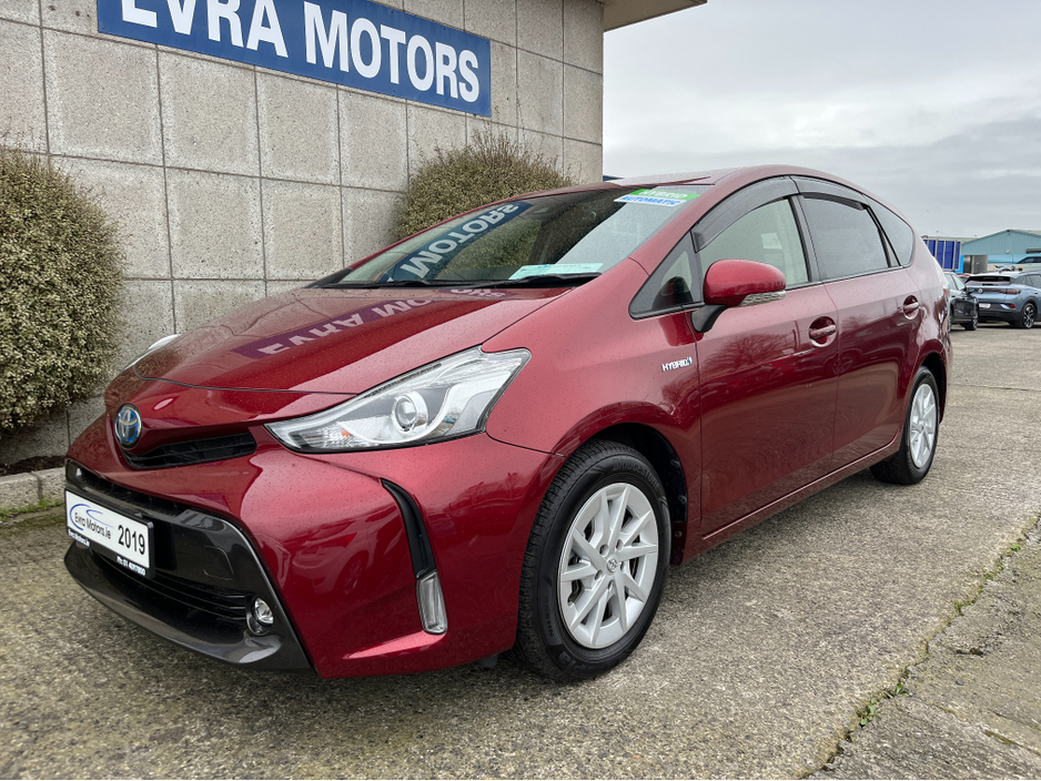 2019 Toyota Prius+ - image 5