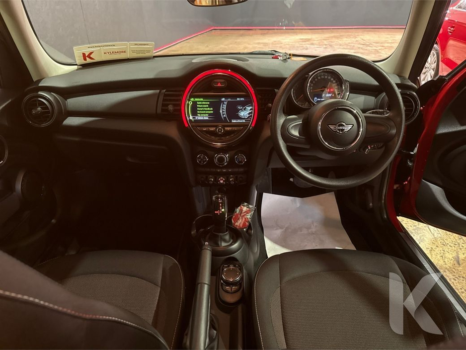 2018 MINI One - image 12