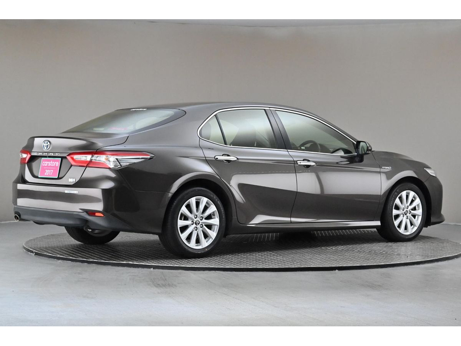 2017 Toyota Camry 2.5 HYBRID *PARK SENSORS*REVERSE CAM* €19,890