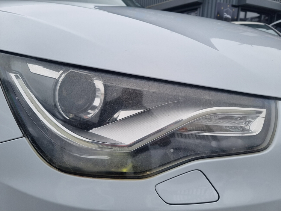 2013 Audi A1 - image 12