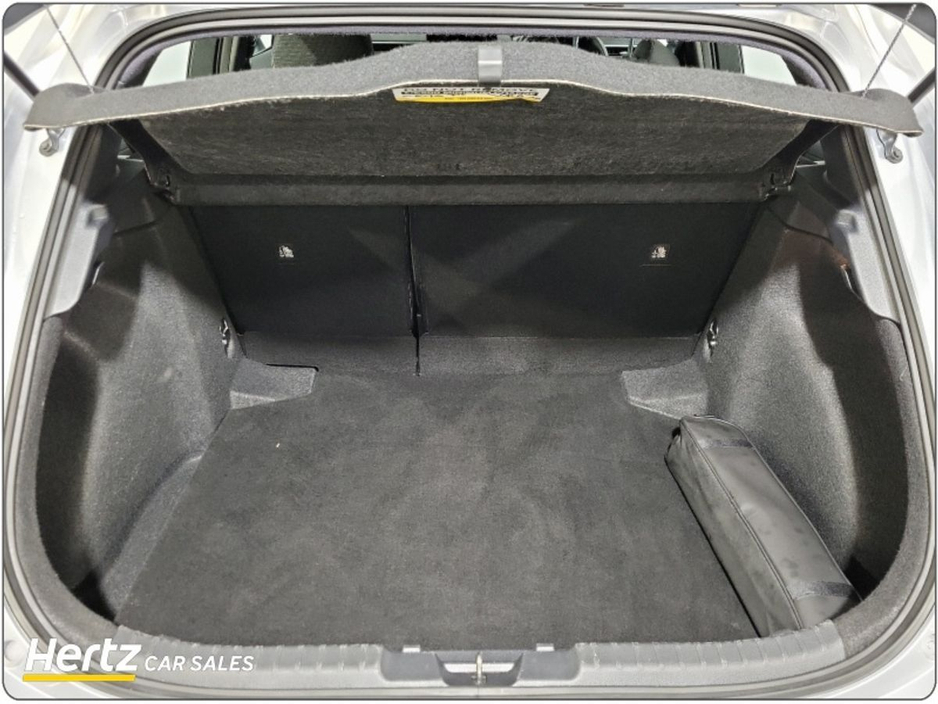 2024 Toyota Corolla - image 18