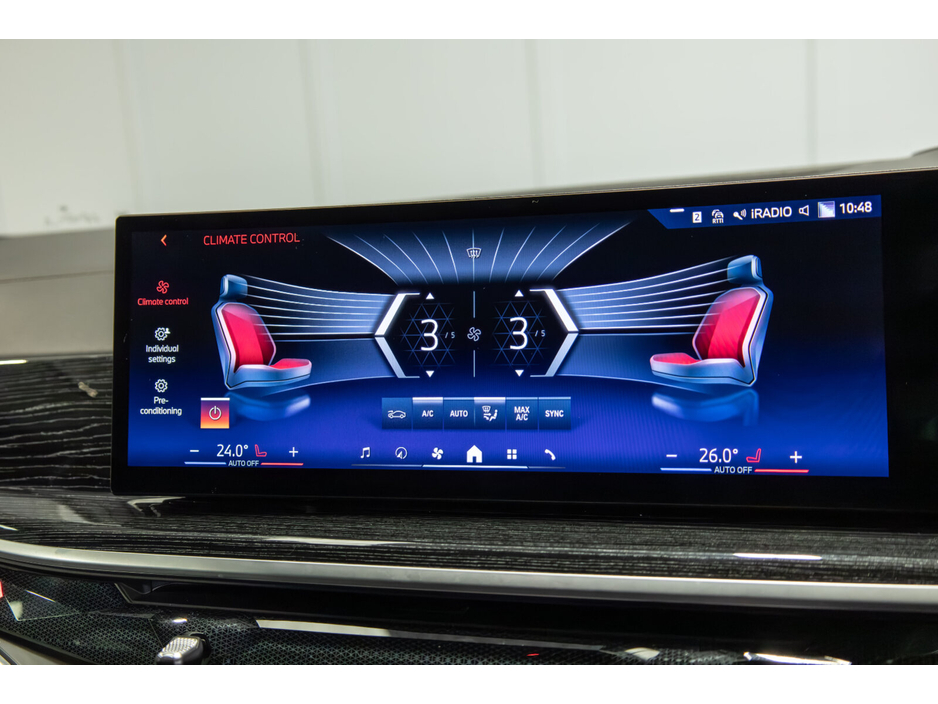 2024 BMW X5 - image 21