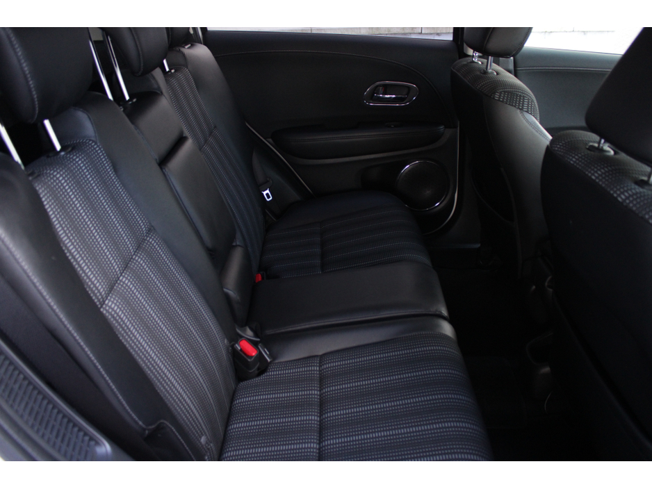 2016 Honda Vezel 1.5 SELF CHARGING HYBRID RS-EDITION 5DR AUTOMATIC // IMMACULATE CONDITION THROUGHOUT // BUY WITH CONFIDENCE AA AND SIMI APPROVED DEALER 2026 // FINANCE ARRANGED // ALL TRADE INS WELCOME // €15,950