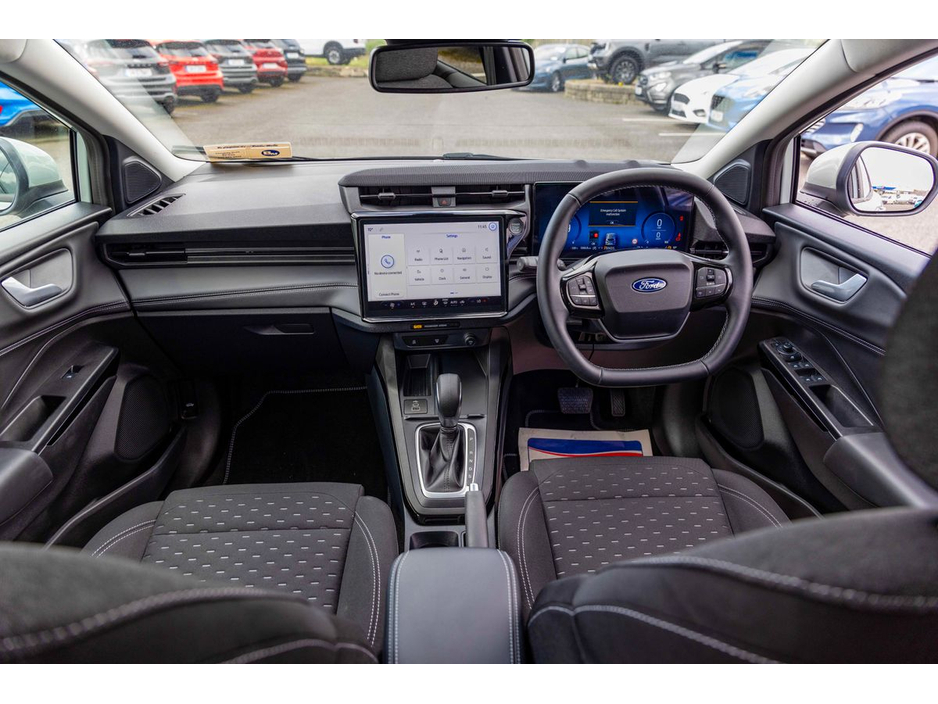 2025 Ford Puma - image 7