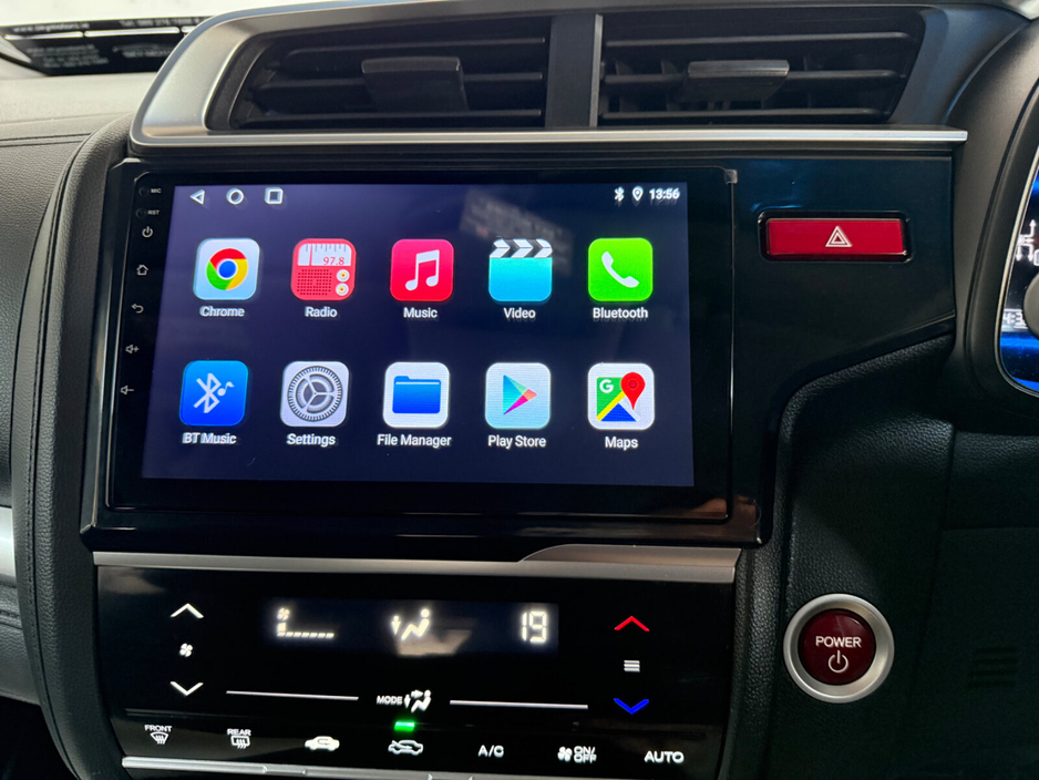 2015 Honda Fit - image 12