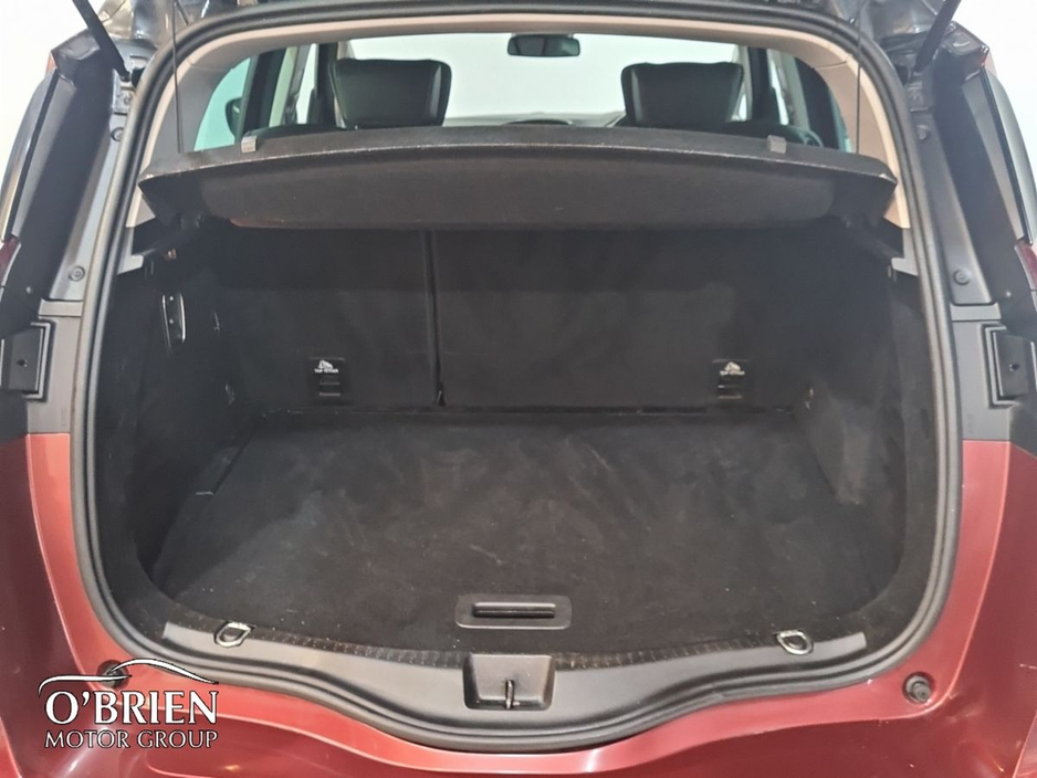 2019 Renault Scenic - image 12