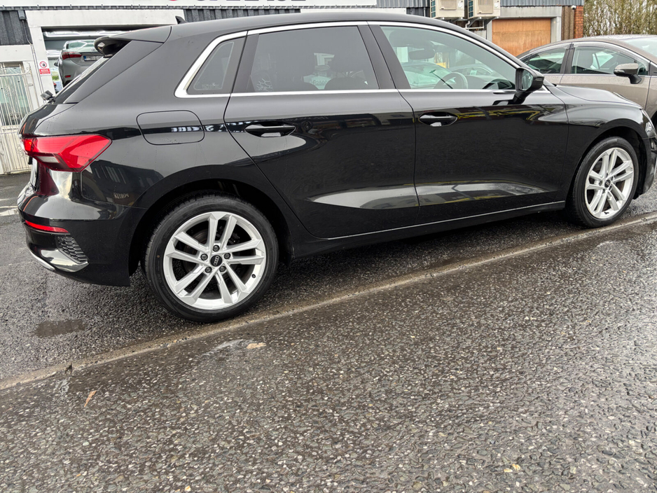 2022 Audi A3 30 TFSI 110HP SE €24,500