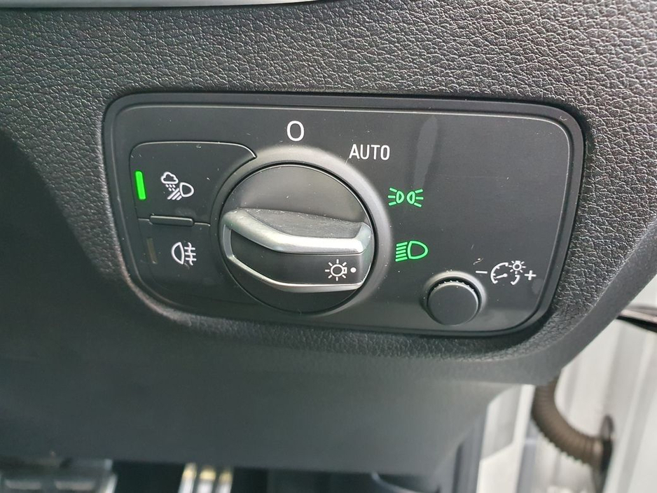 2018 Audi Q2 S-LINE * HALF LEATHER * 1.0 TFSI AUTOMATIC €21,950