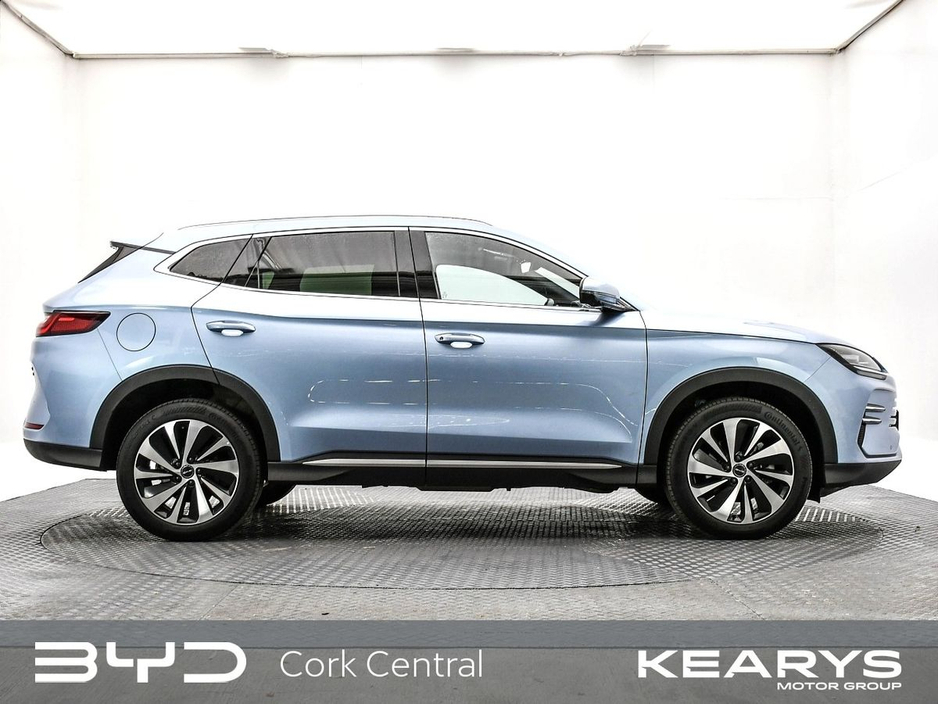 2025 BYD Seal U - image 5