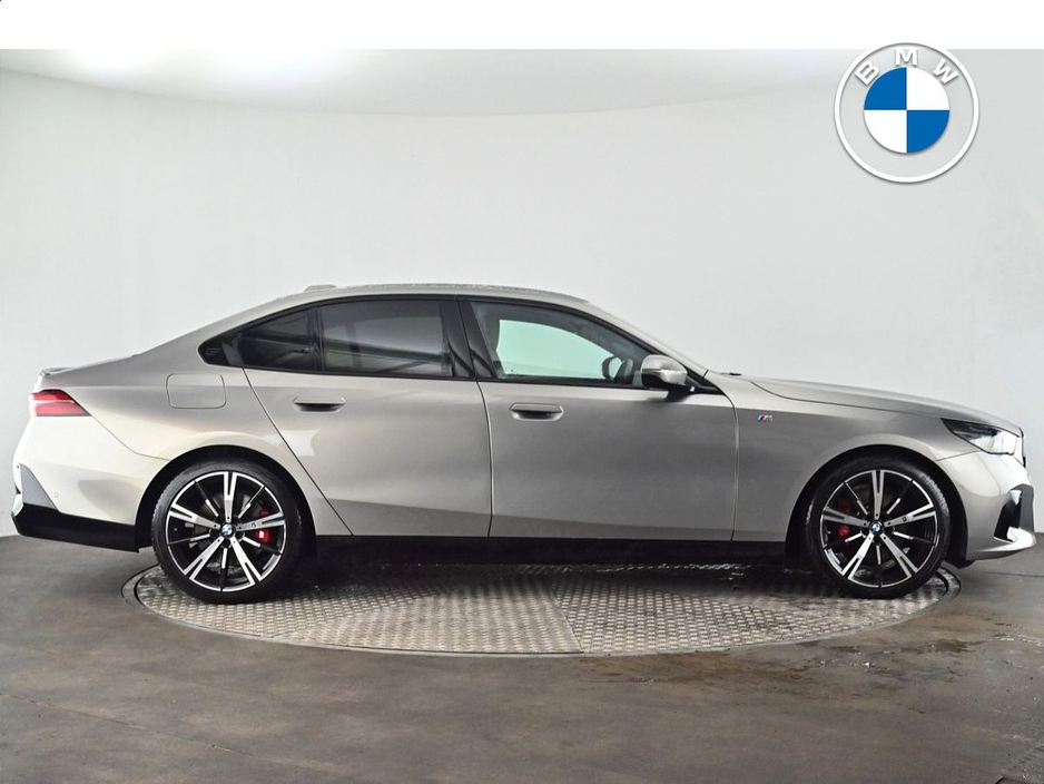 2024 BMW 5 Series 520i M Sport Pro Saloon €60,900