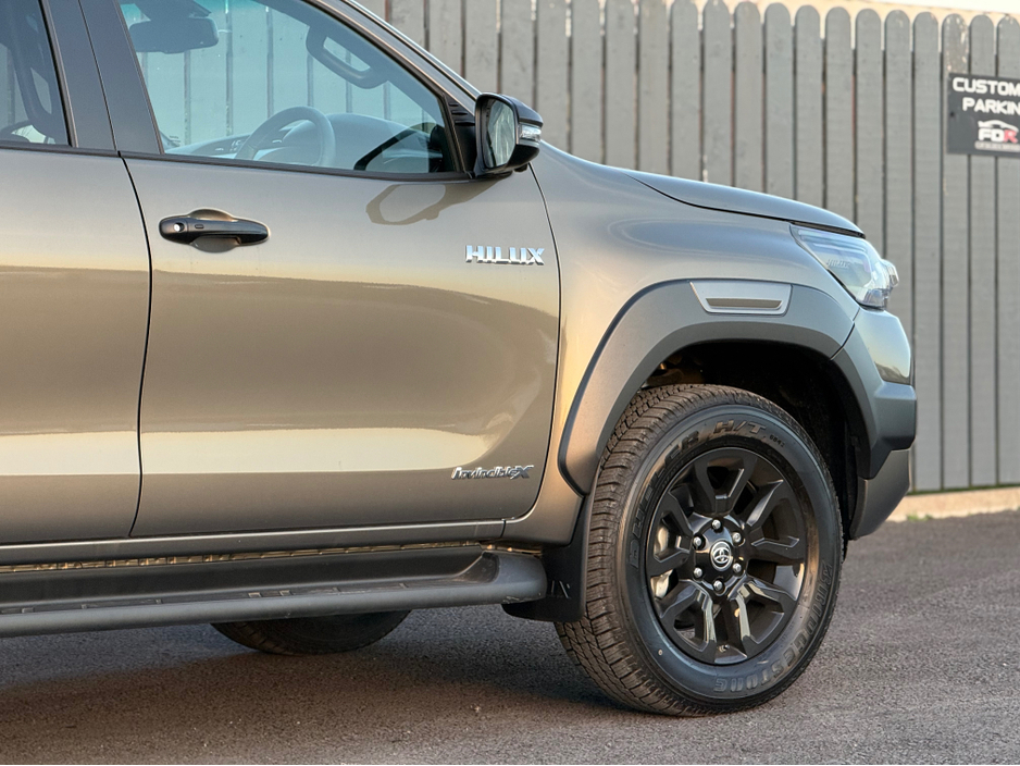 2026 Toyota Hilux - image 11