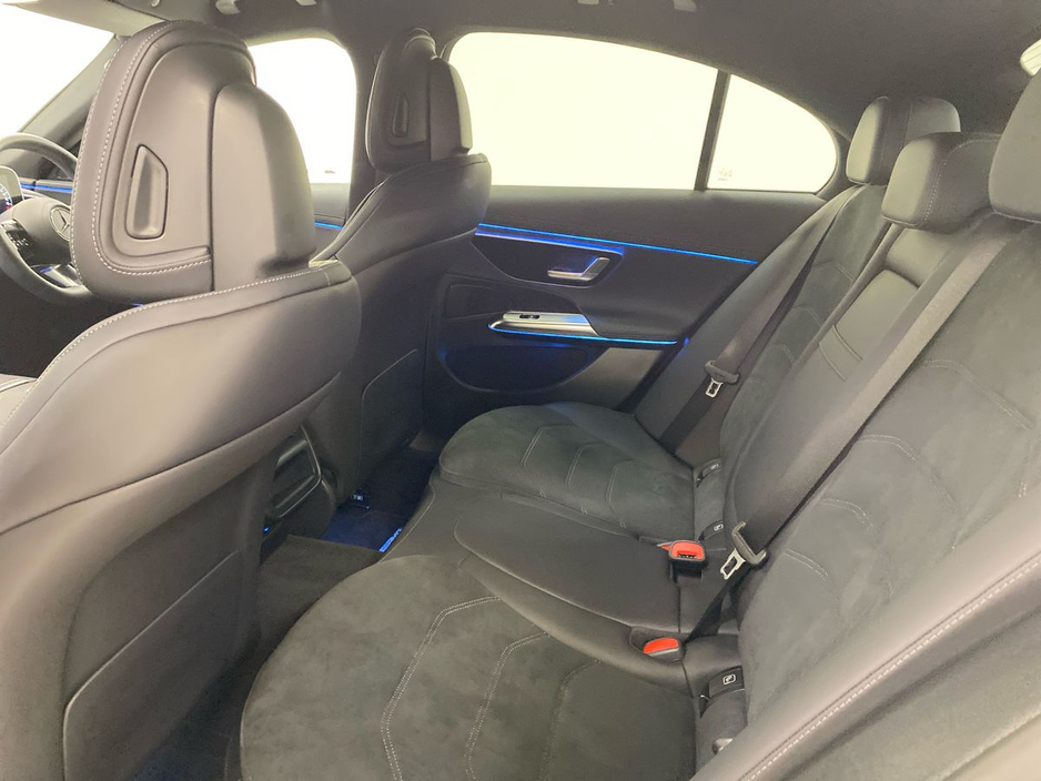 2025 Mercedes-Benz E Class E 300 e PHEV AMG AUTO, Reversing Camera, Heated Seats €77,950