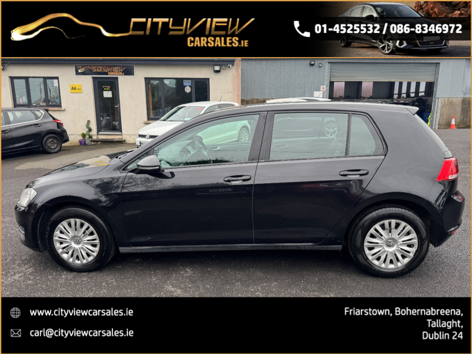 2013 Volkswagen Golf - image 3