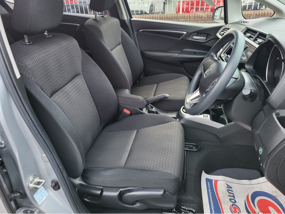 2019 Honda Fit - image 15