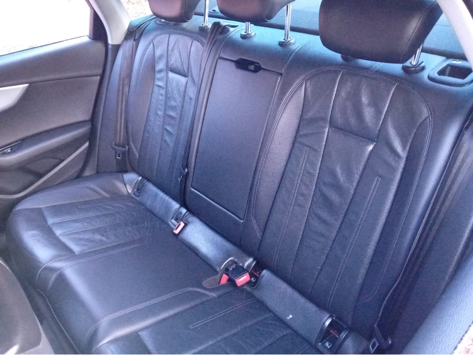 2017 Audi A4 - image 14