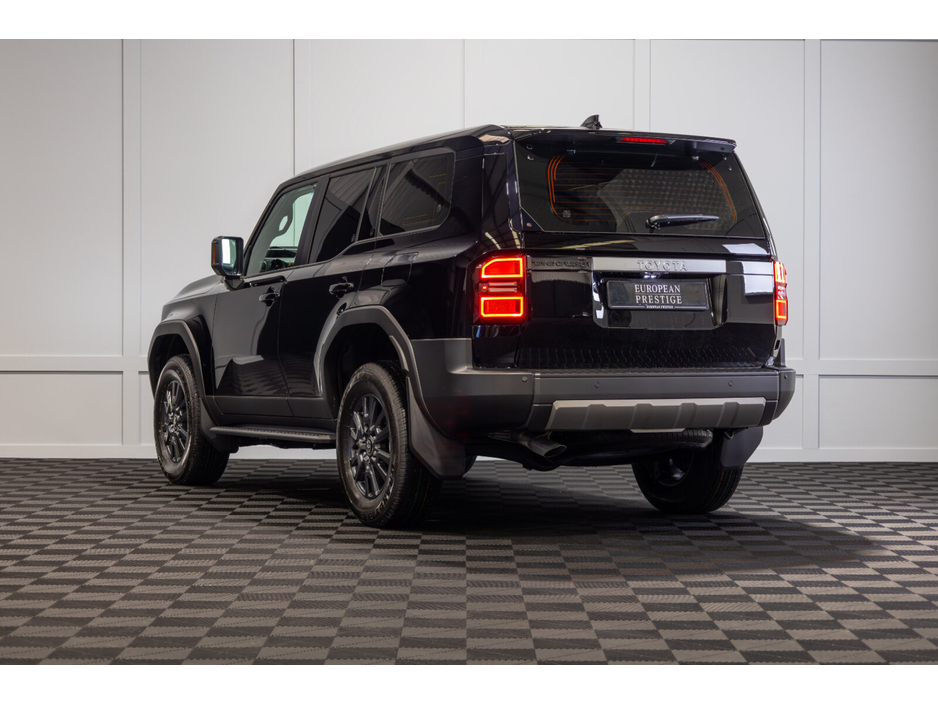 2026 Toyota Landcruiser  €66,057