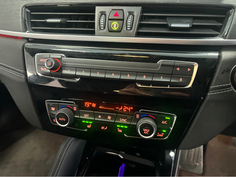 2020 BMW X1 - image 17