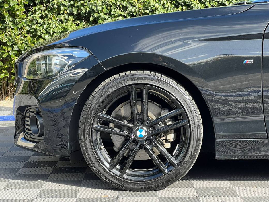 2018 BMW 1 Series - image 9