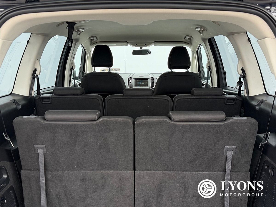 2018 Ford Galaxy - image 13