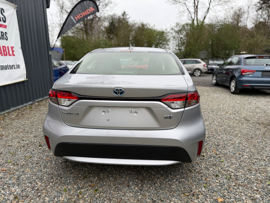 2020 Toyota Corolla - image 6