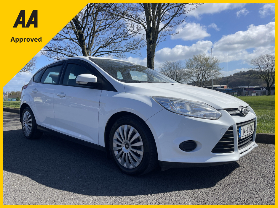 2014 Ford Focus - image 13