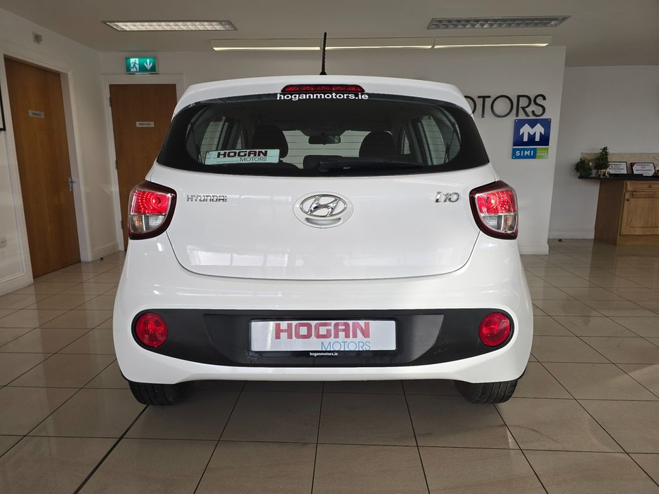 2019 Hyundai i10 Deluxe 5DR H/B * High Spec * €11,950