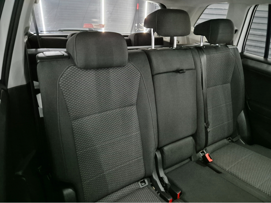 2018 Volkswagen Tiguan CL 2.0 TDI MANUAL 6SPEED FWD 150HP 5DR €19,950