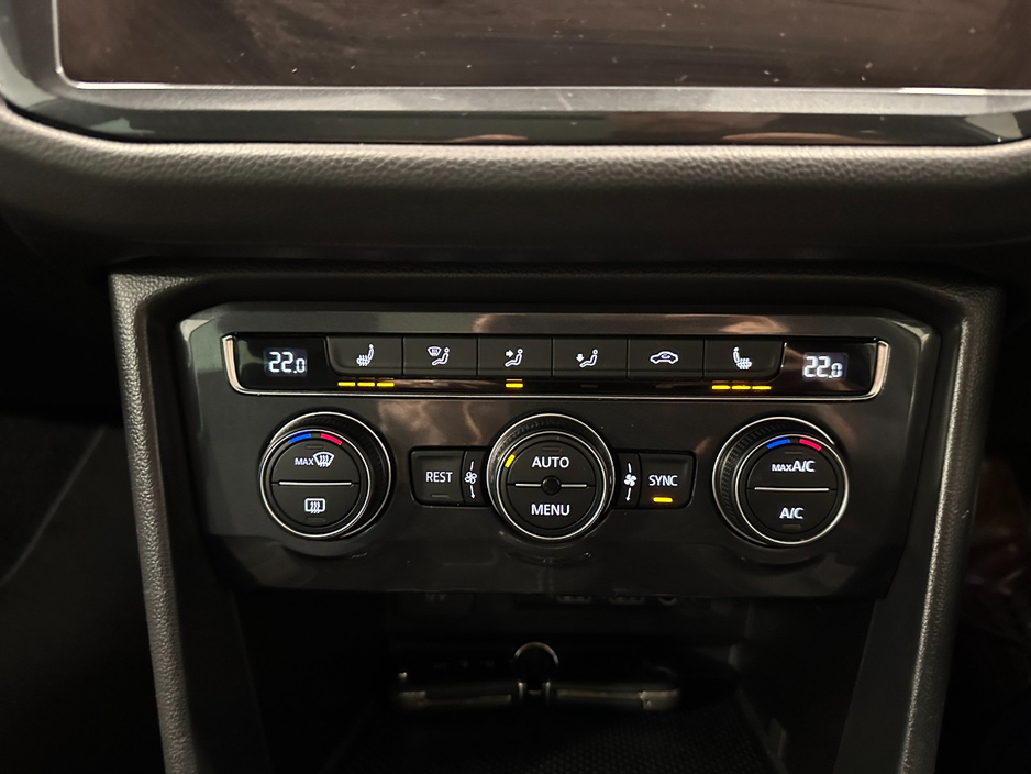 2019 Volkswagen Tiguan - image 35